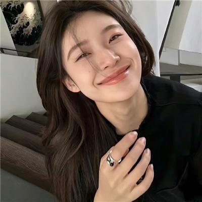 俊俏媳妇开明婆